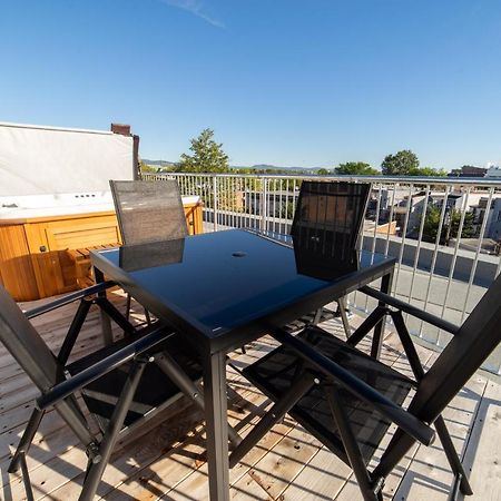 Aux Havres Urbains - Le Penthouse De La 3Ieme Avenue Apartman Québec Kültér fotó